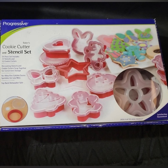 Baker's Cookie Cutter and Stencil Set  Silicone Grip 24 pcs - Picture 1 of 5